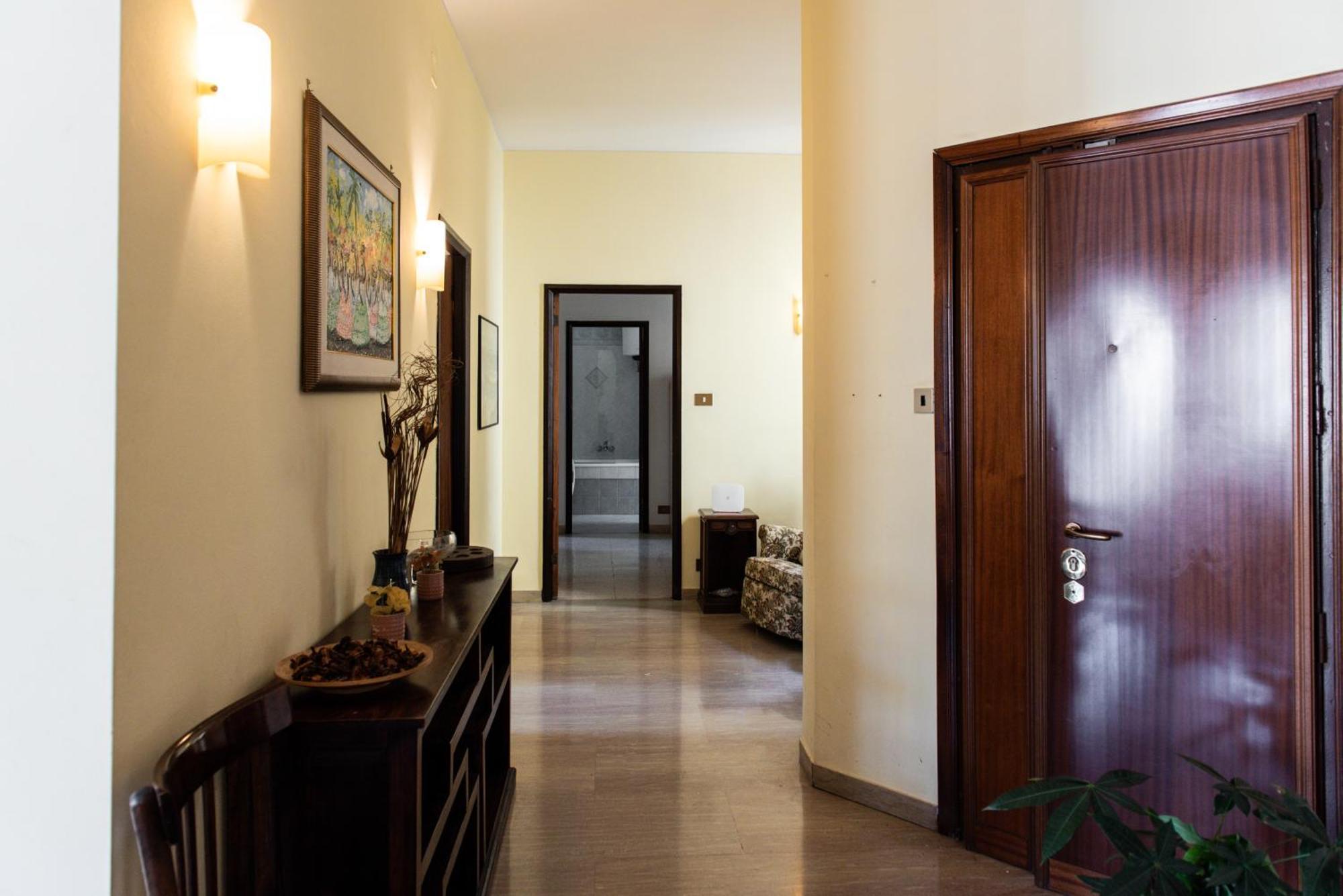 Apartamento Luminoso E Ampio Laterani36